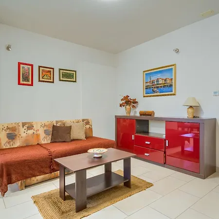 A Comfortable W Balcony 4 Min Walk To Appartamento *