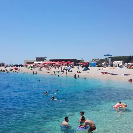 A Comfortable W Balcony 4 Min Walk To * Spalato